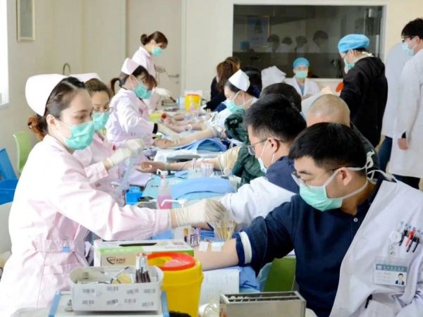 哈福配资 满满都是爱！苏州2000余位“白衣战士”献血61万余毫升